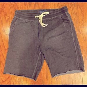 American Eagle Outfitters Men Shorts. Charcoal Gray. Drawstring. Medium